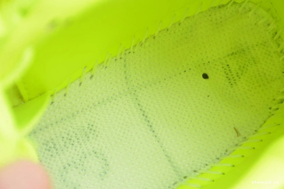 4 Jordan AQ3559-700 Volt Flyknit Retro AQ3559-700 0819